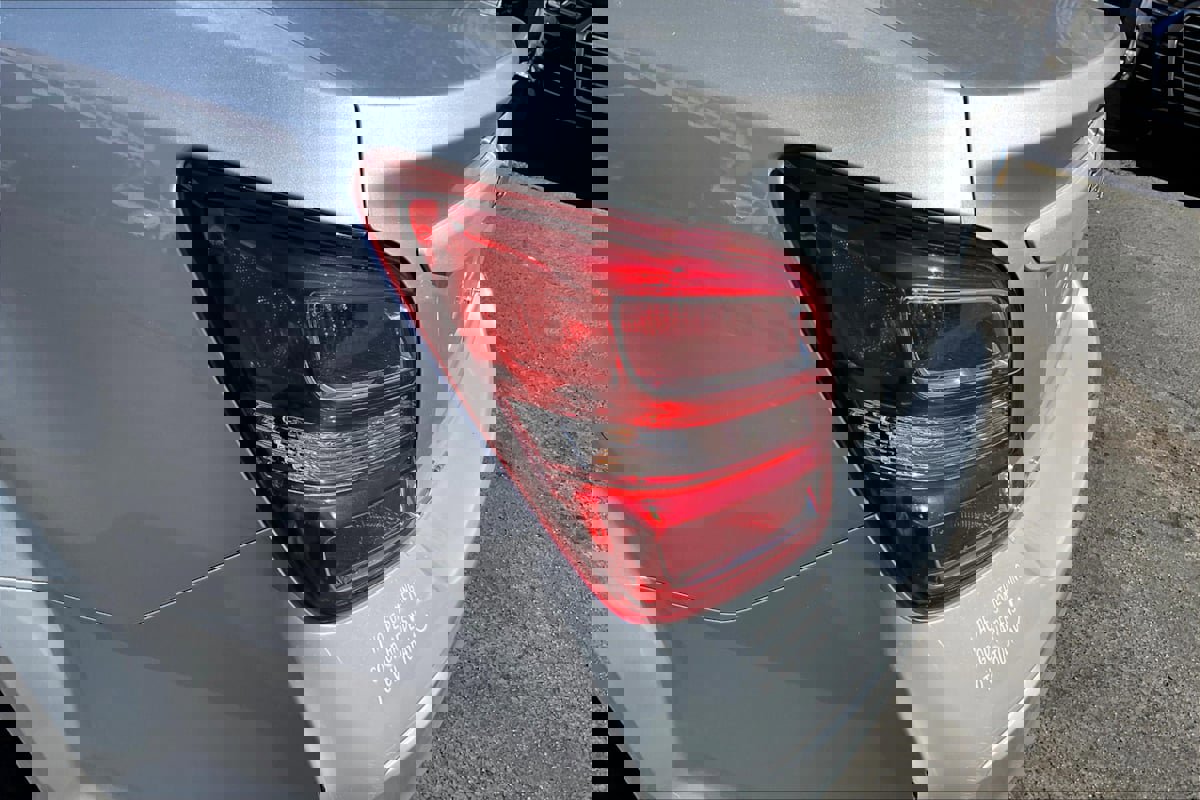 Used 2017 Chevrolet Sonic LT image 30