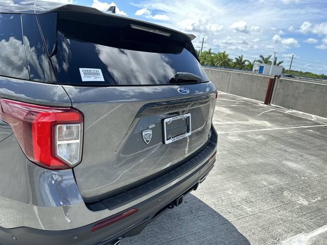 Used 2020 Ford Explorer ST w/ Premium Technology Package AWD/4WD image 12