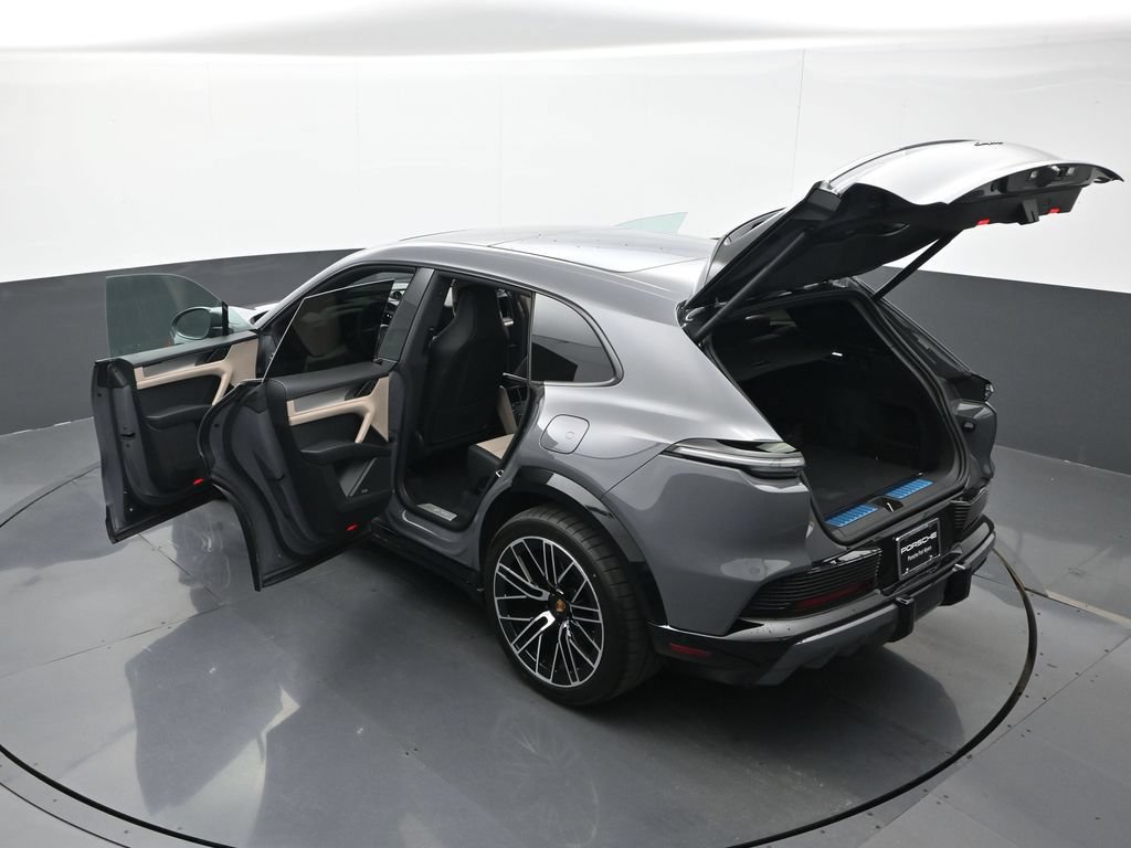 New 2026 Porsche Cayenne Electric AWD/4WD image 29
