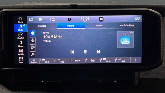 Used 2024 Jeep Wrangler Unlimited image 14