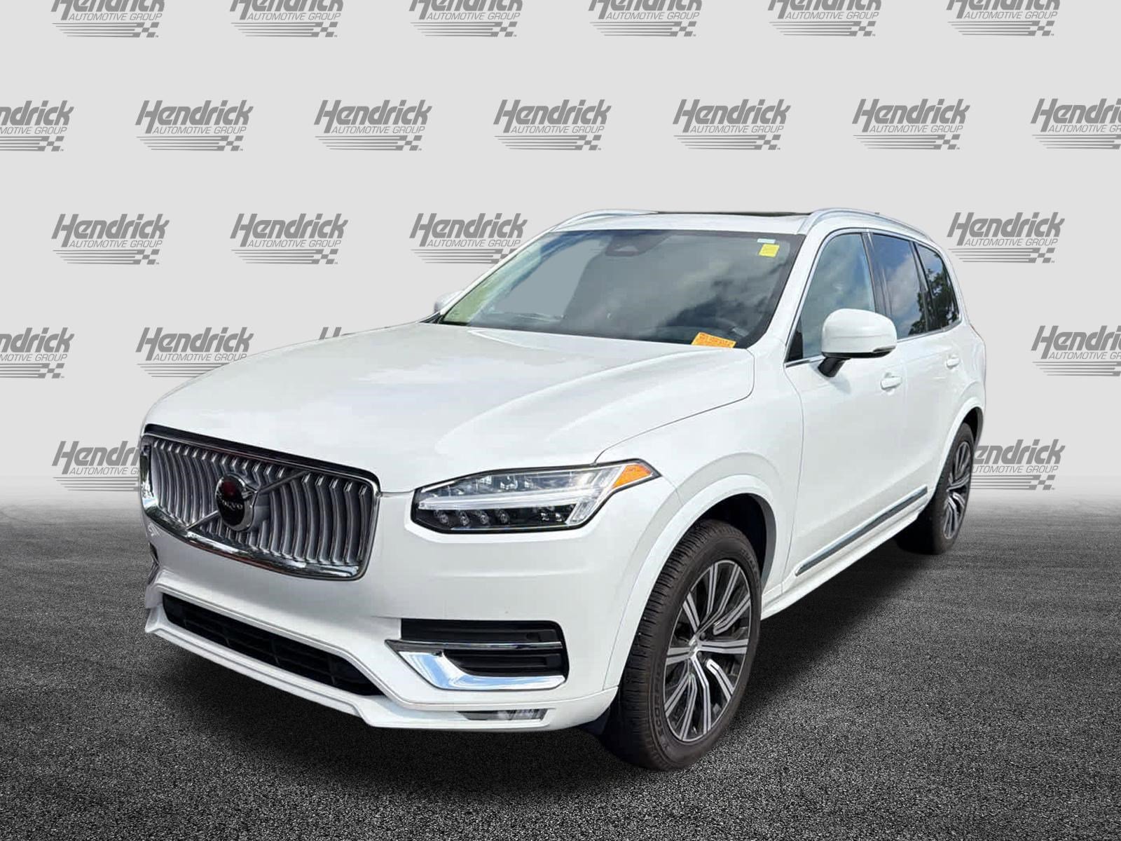 Used 2025 Volvo XC90 B5 Core AWD/4WD image 6