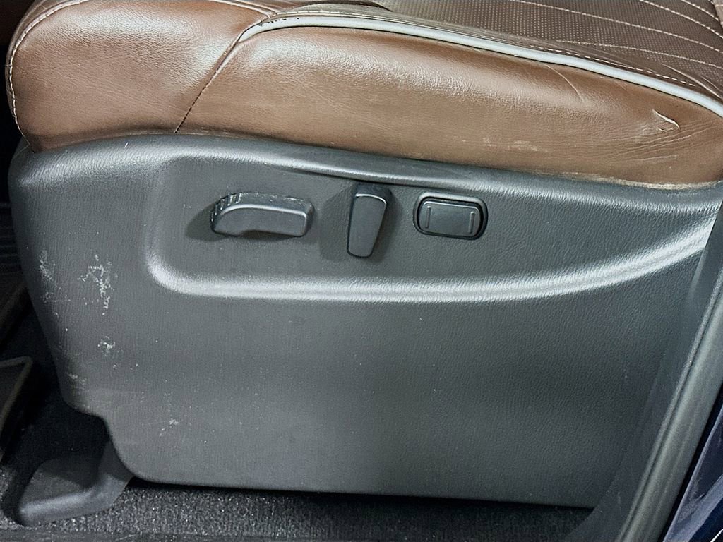 Used 2016 INFINITI QX80 Limited w/ All Season Package image 23