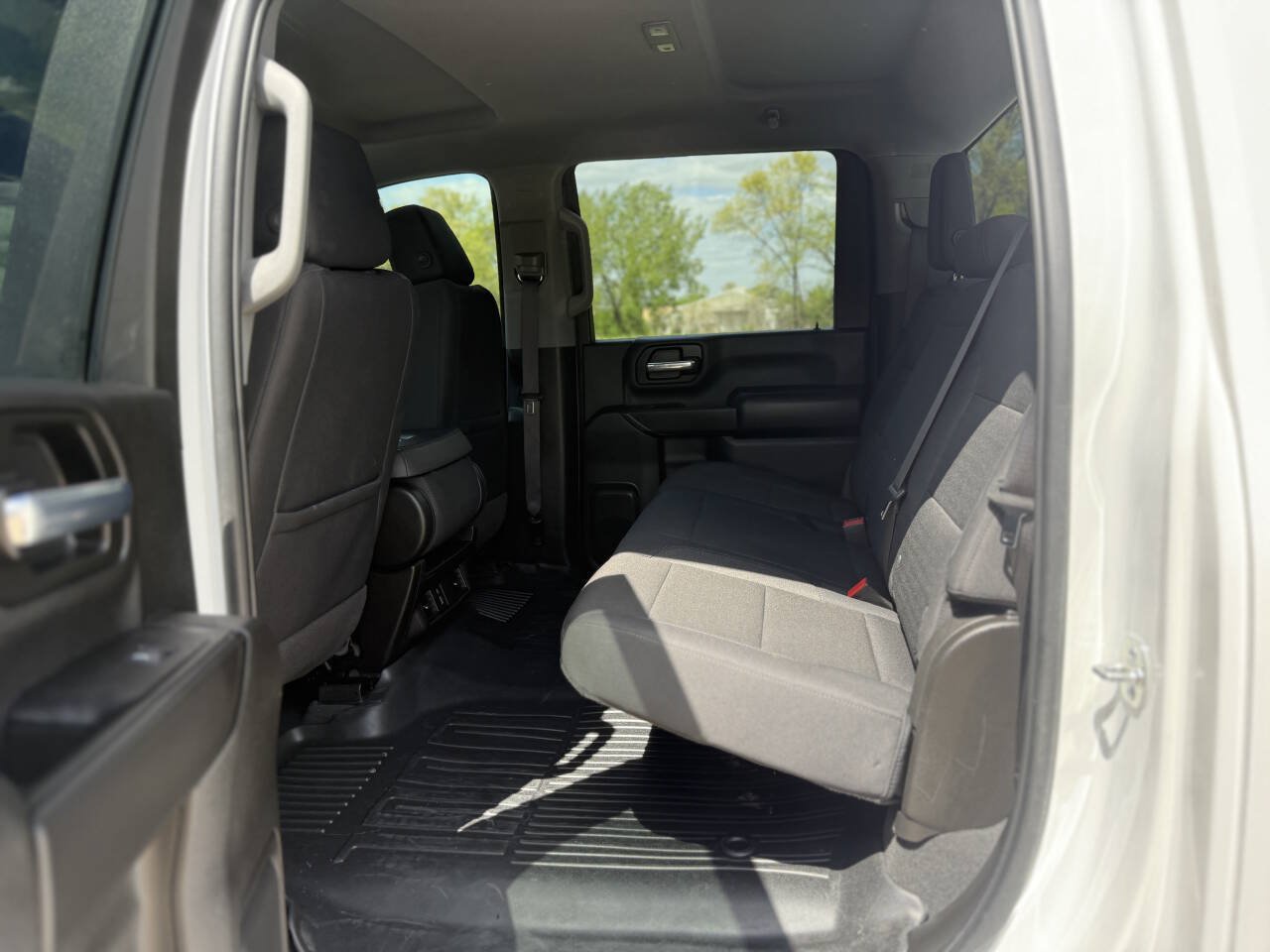 Used 2025 Chevrolet Silverado 2500 Custom w/ Custom Value Package AWD/4WD image 10