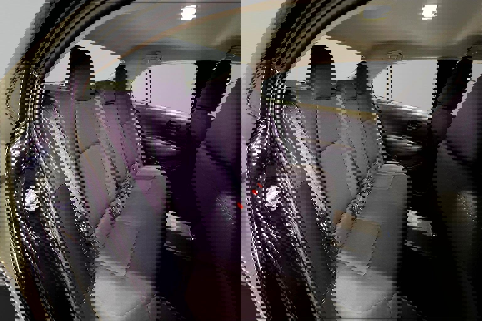 Used 2023 Toyota Corolla LE image 24