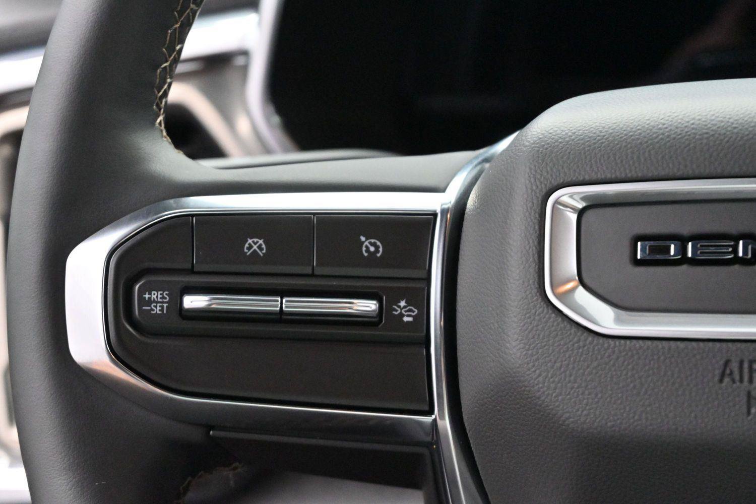 Used 2026 GMC Canyon Denali AWD/4WD image 18