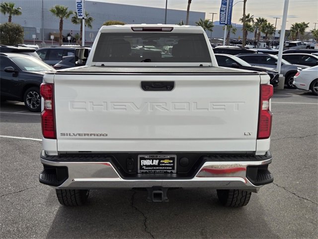 Used 2022 Chevrolet Silverado 3500 LT w/ Convenience Package image 5