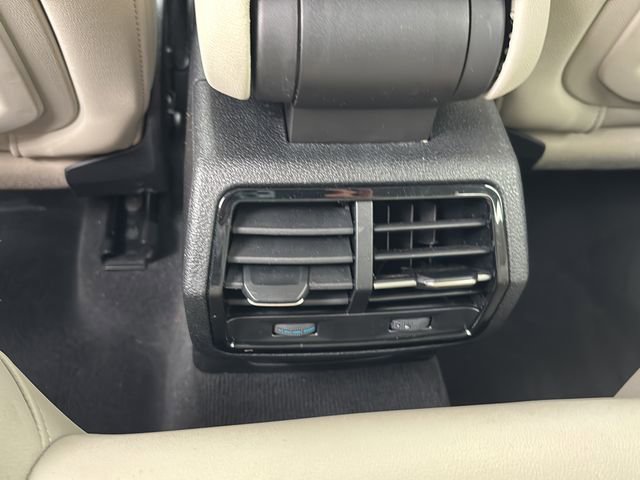 Used 2022 Audi Q3 2.0T Premium Plus w/ Premium Plus Package image 16