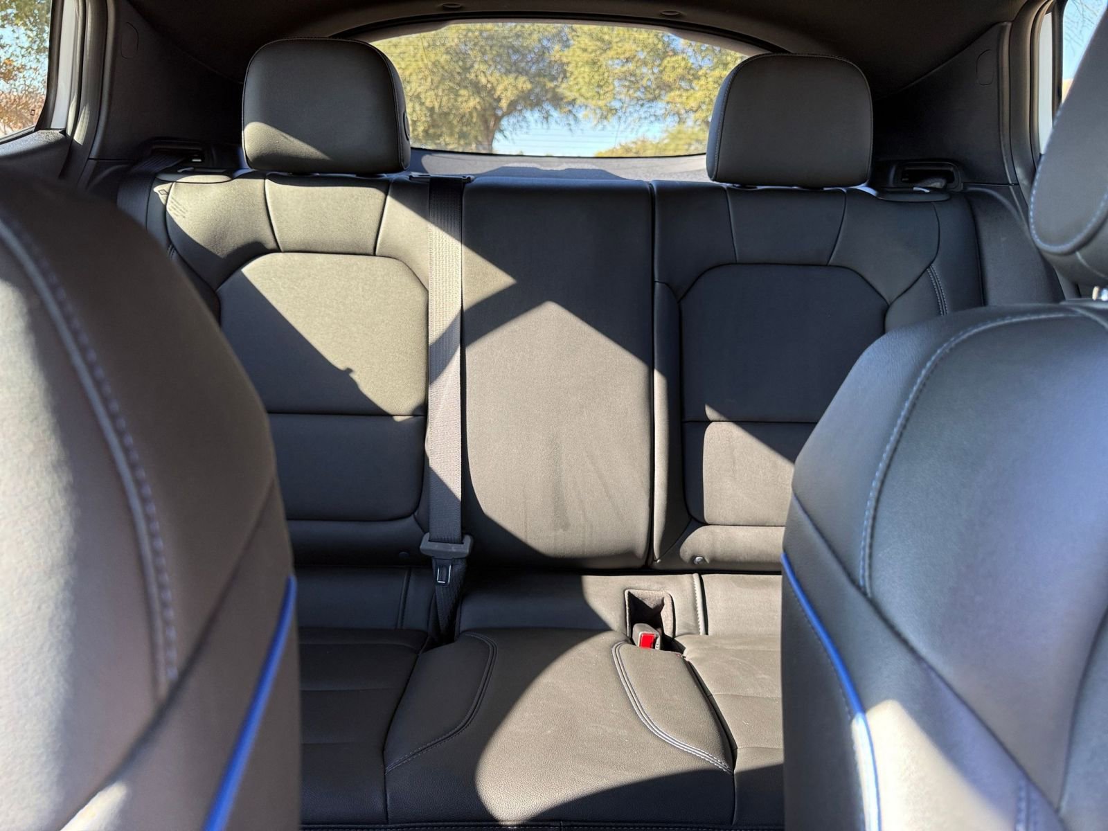 Used 2025 Buick Envista Sport Touring image 38