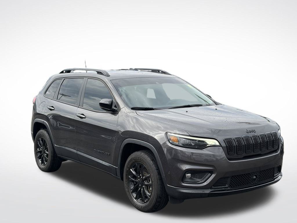 Used 2023 Jeep Cherokee Altitude Lux AWD/4WD image 2