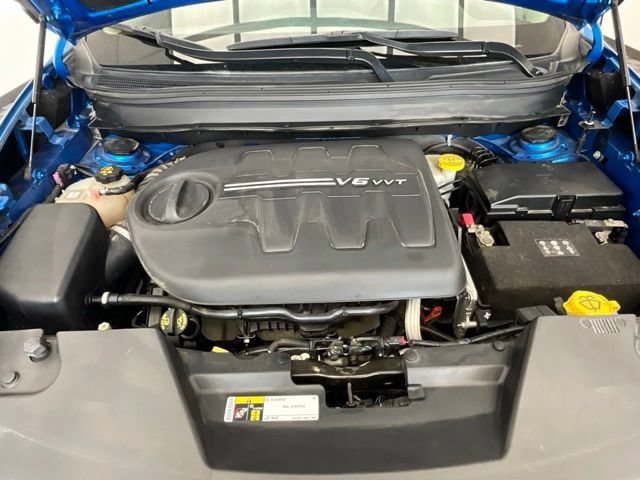 Used 2017 Jeep Cherokee Trailhawk AWD/4WD image 34