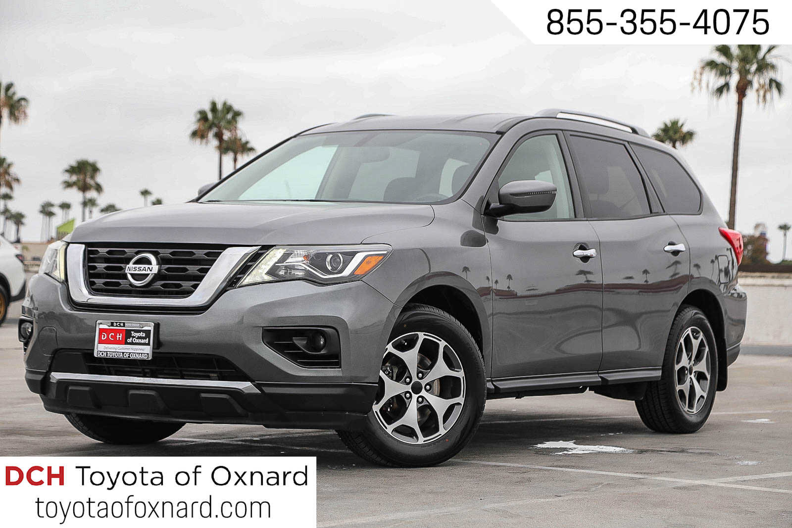 Used 2019 Nissan Pathfinder SV FWD image 1