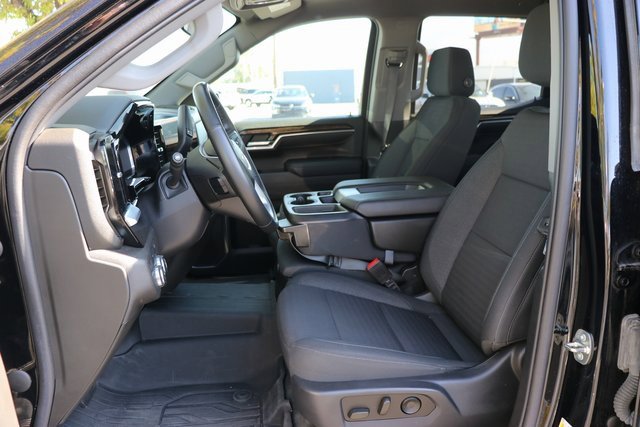 Used 2023 GMC Sierra 1500 Elevation w/ LPO, Elevation Black Package image 17