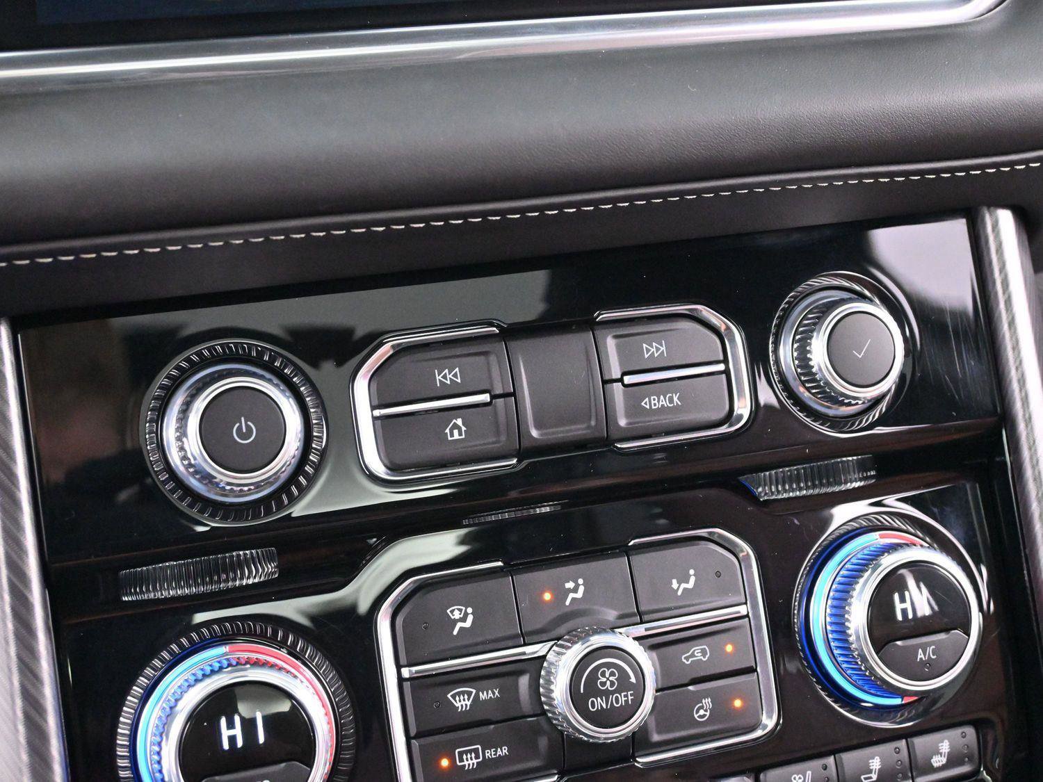 Used 2024 GMC Yukon Denali Ultimate image 21