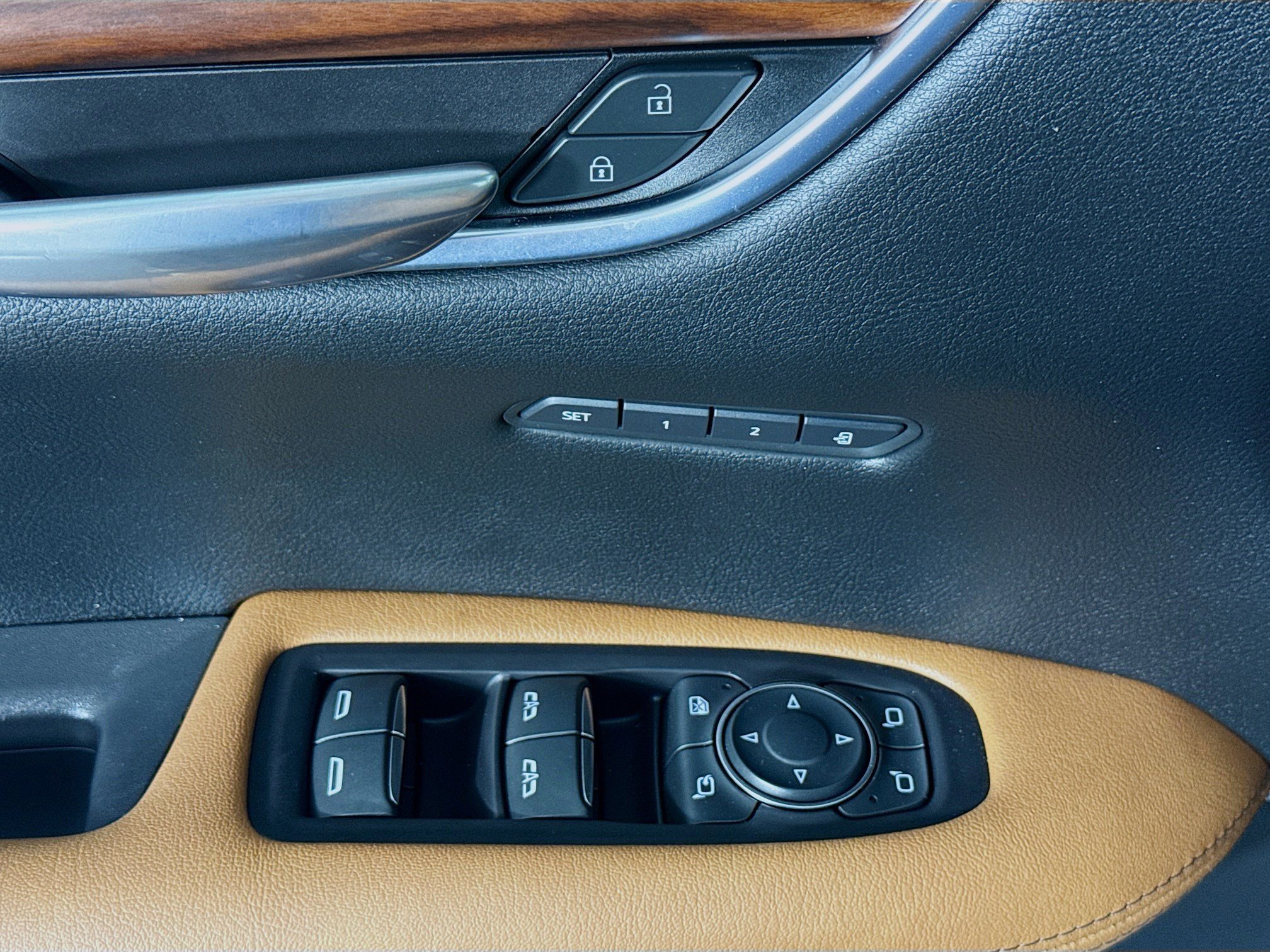 Used 2022 Cadillac XT5 Premium Luxury w/ Technology Package image 24