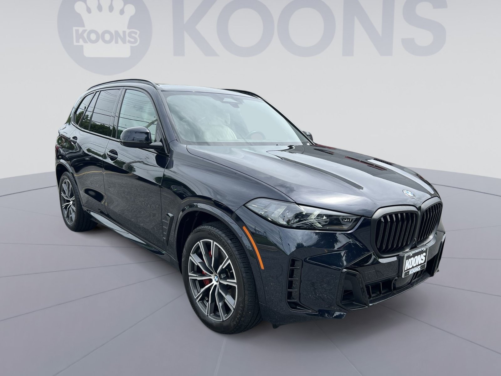 Used 2024 BMW X5 xDrive40i w/ M Sport Package AWD/4WD image 10