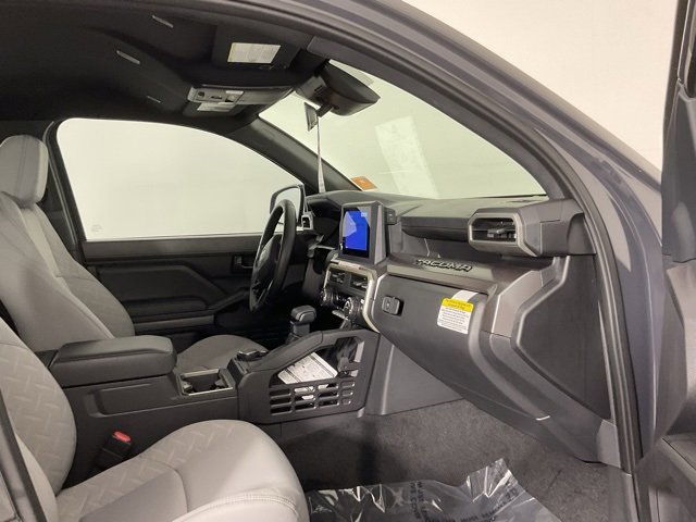 Used 2025 Toyota Tacoma SR5 image 21