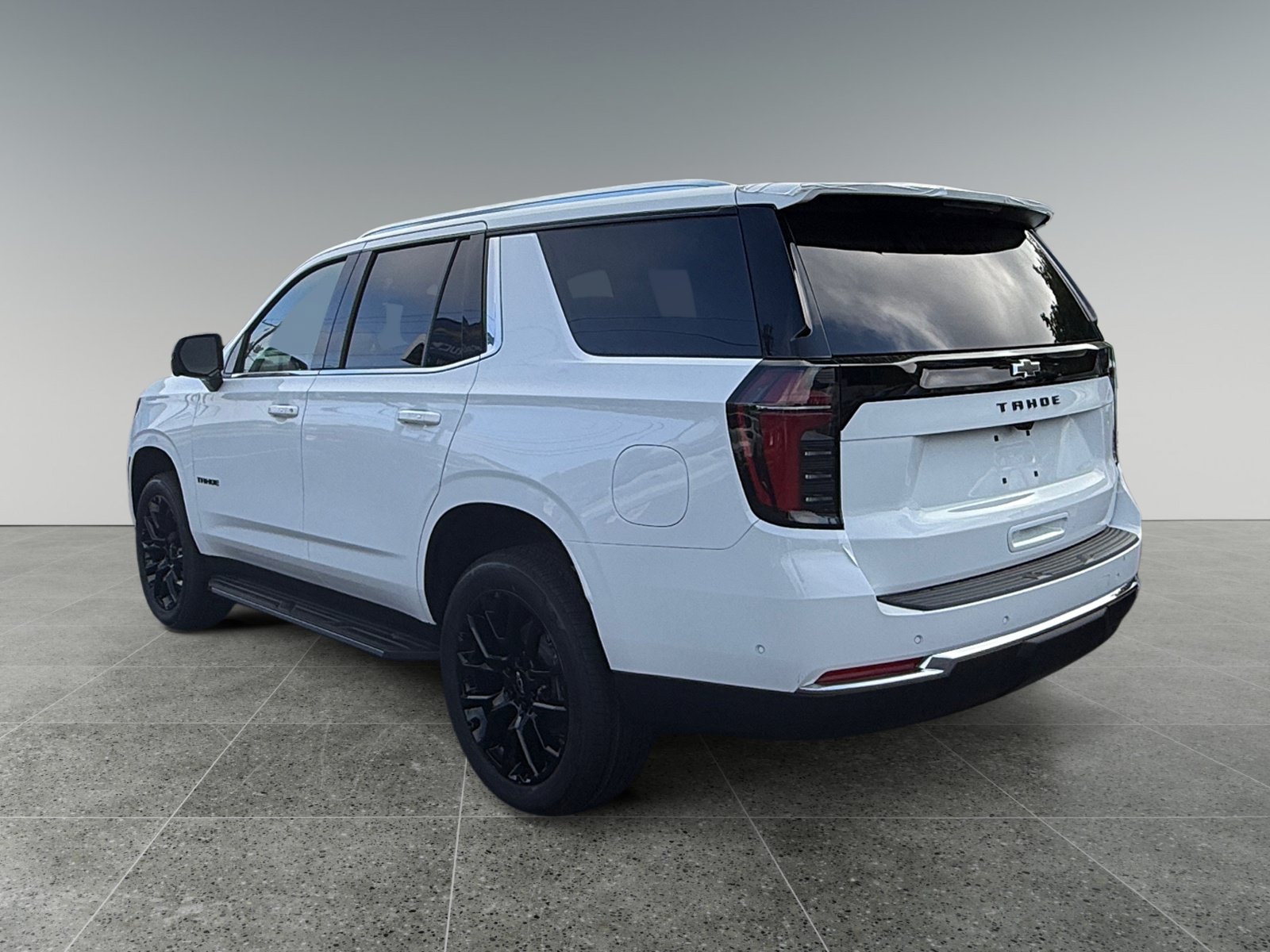 New 2026 Chevrolet Tahoe LS AWD/4WD image 3