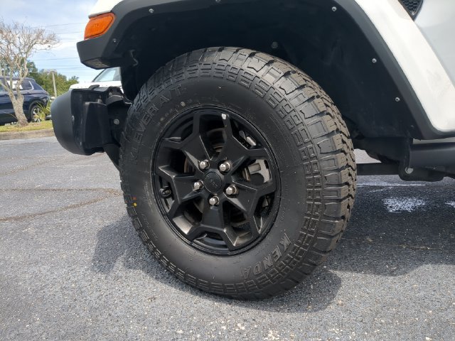 Used 2022 Jeep Gladiator Sport AWD/4WD image 37