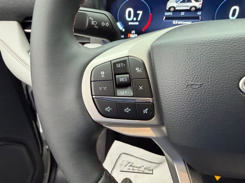 New 2026 Ford Explorer Active image 14