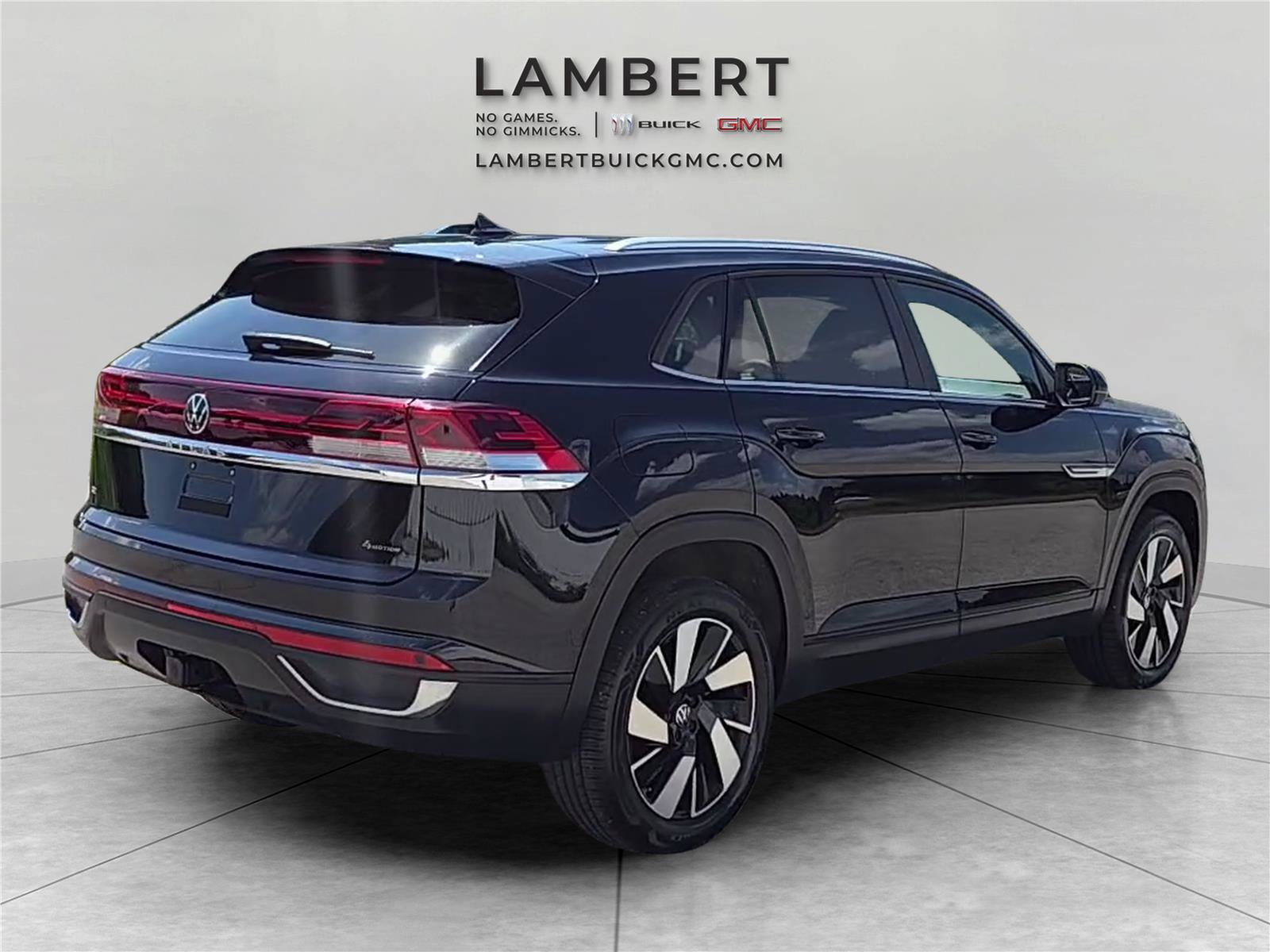 Used 2024 Volkswagen Atlas Cross Sport SE AWD/4WD image 6