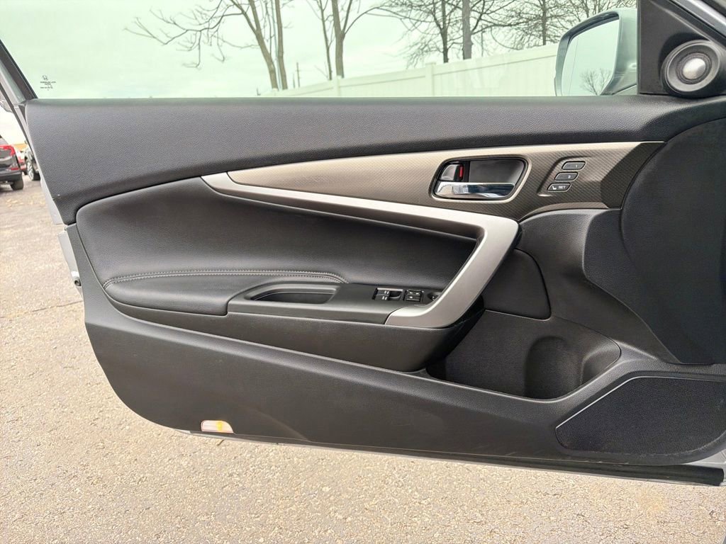Used 2016 Honda Accord Touring image 10