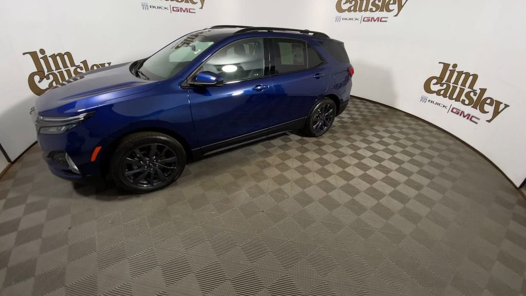 Used 2023 Chevrolet Equinox RS image 4