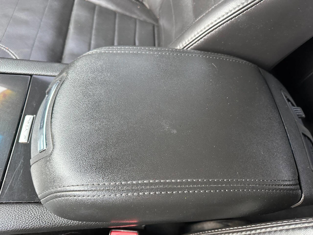 Used 2017 Ford Taurus SHO w/ Sho Performance Package image 38