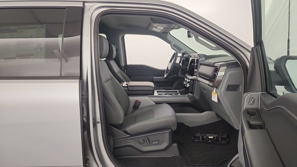 New 2026 Ford F150 XLT w/ Equipment Group 302A MID AWD/4WD image 34