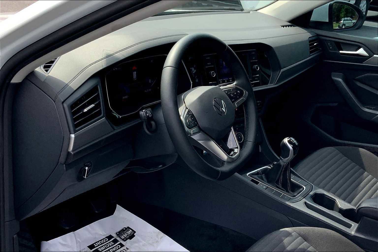 Used 2024 Volkswagen Jetta S image 16