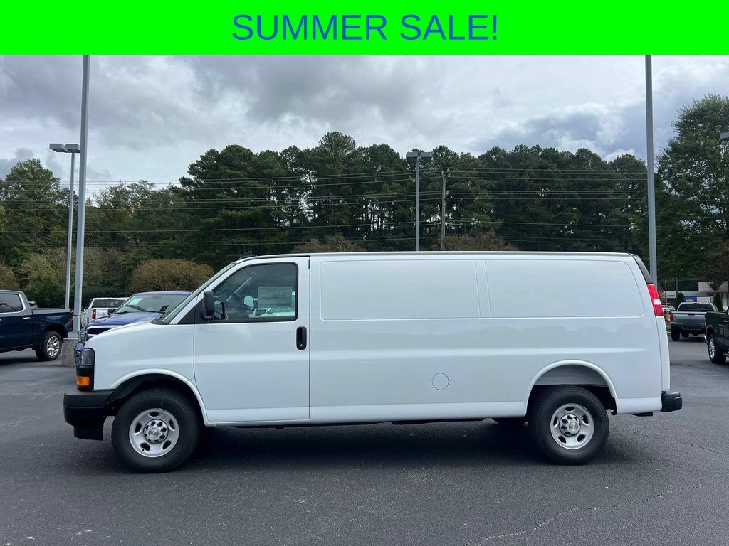 New 2025 Chevrolet Express 2500 Extended w/ Driver Convenience Package RWD image 4