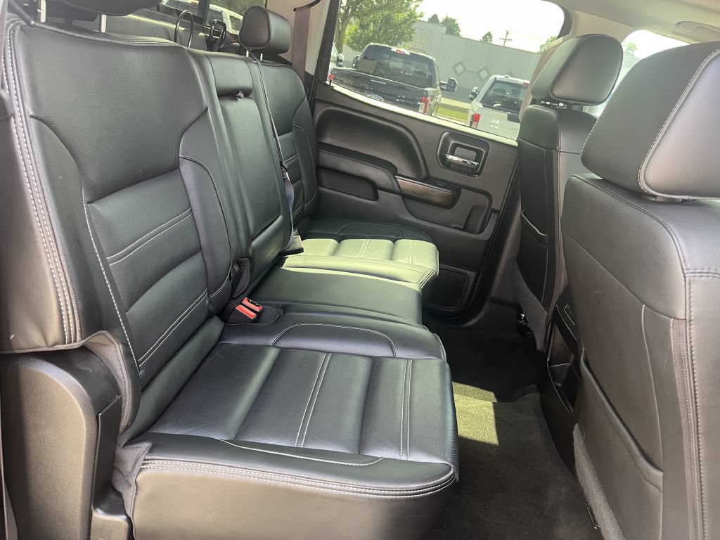 Used 2017 GMC Sierra 3500 Denali w/ Duramax Plus Package AWD/4WD image 34