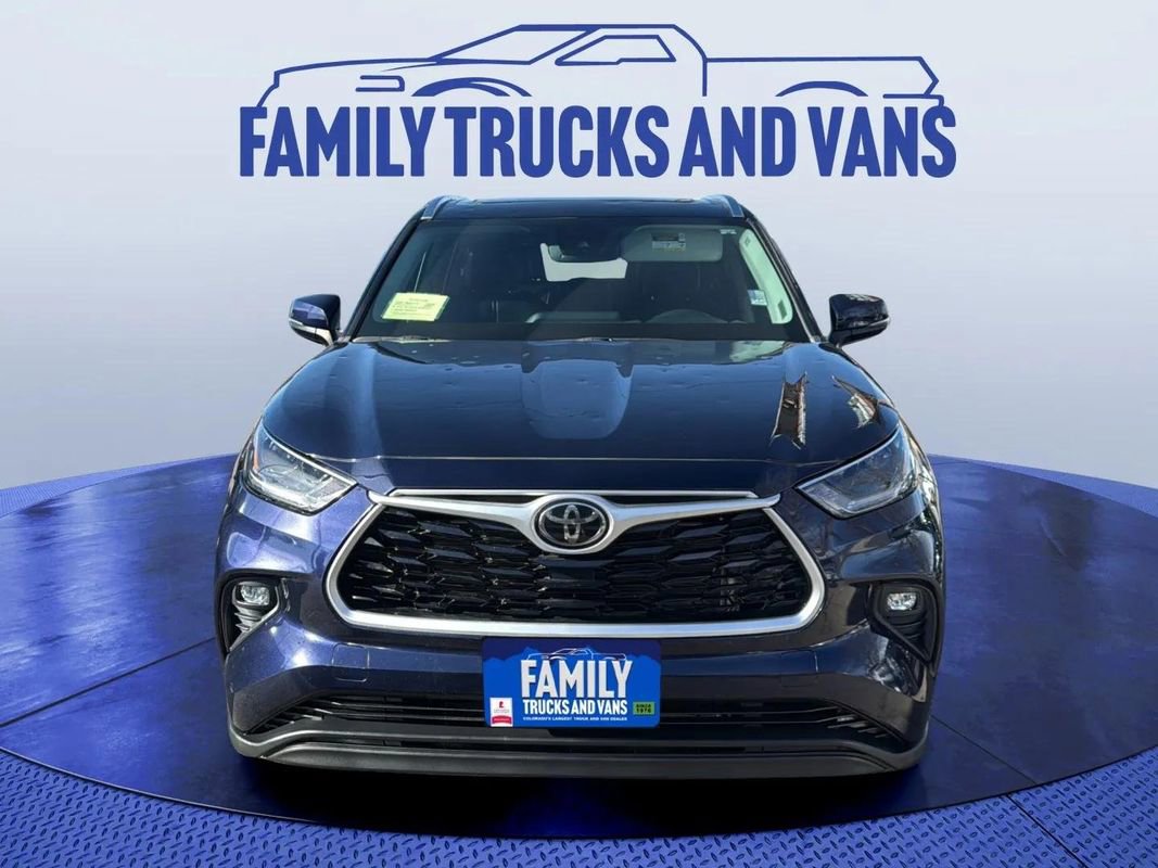 Used 2021 Toyota Highlander XLE image 8