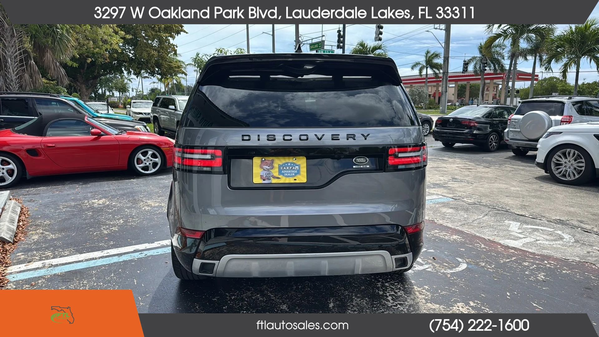 Used 2020 Land Rover Discovery HSE image 10