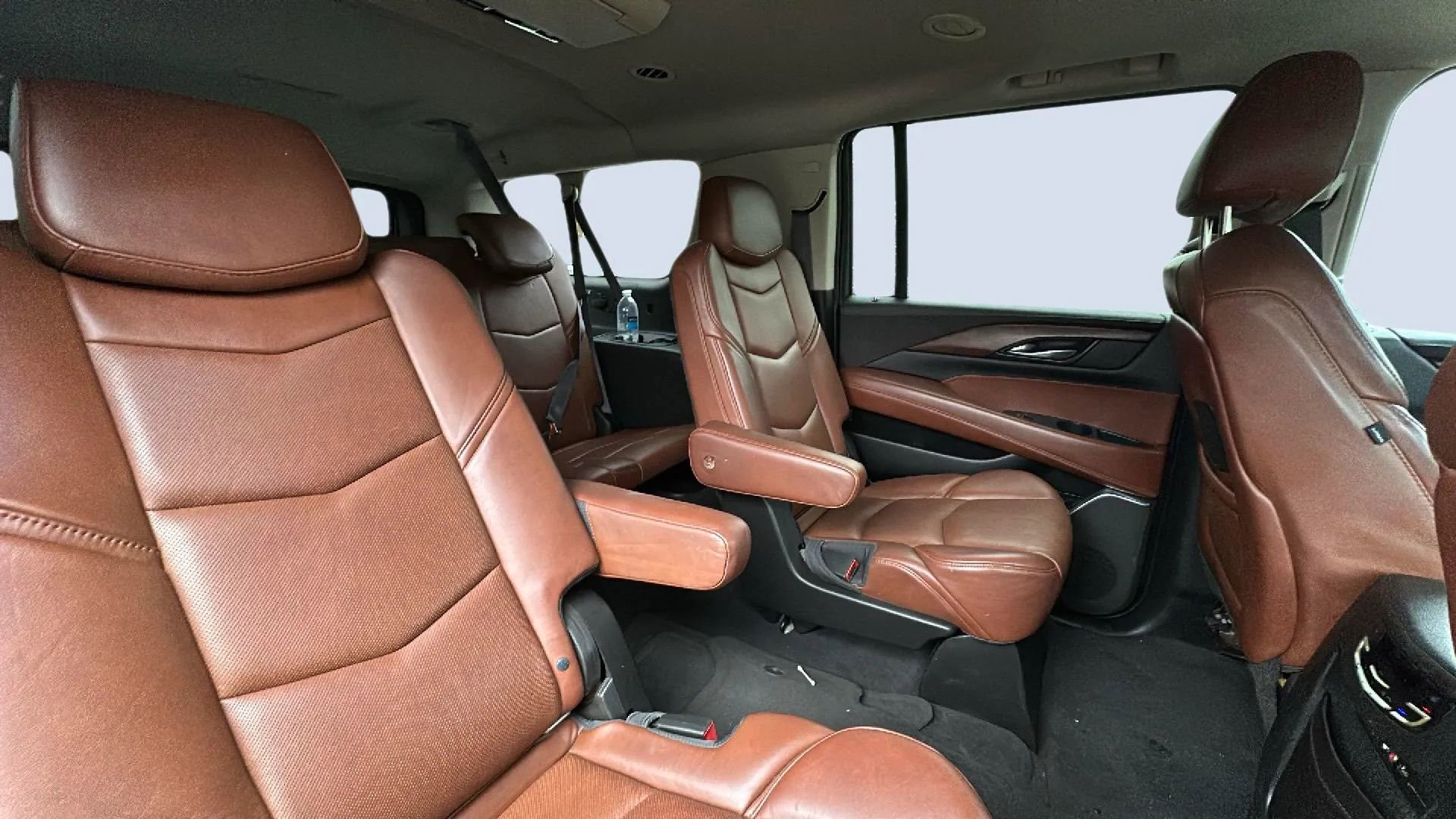 Used 2015 Cadillac Escalade ESV Luxury AWD/4WD image 14