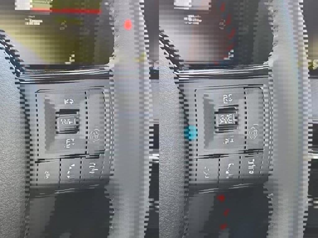 New 2026 Nissan Kicks SR w/ Cold Weather Package image 10