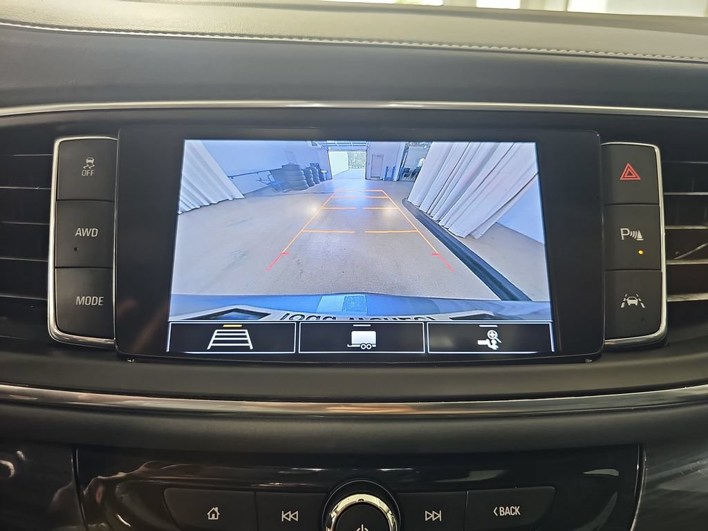 Used 2020 Buick Enclave Premium w/ Sun and Sites Package AWD/4WD image 30