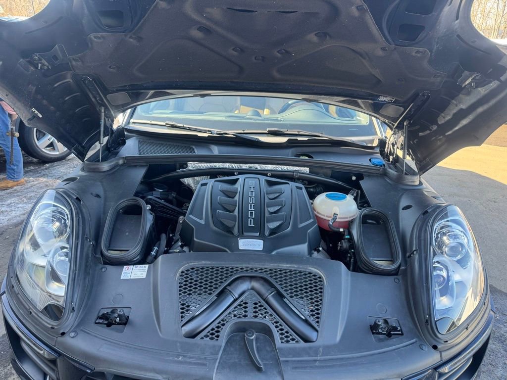 Used 2017 Porsche Macan S image 24