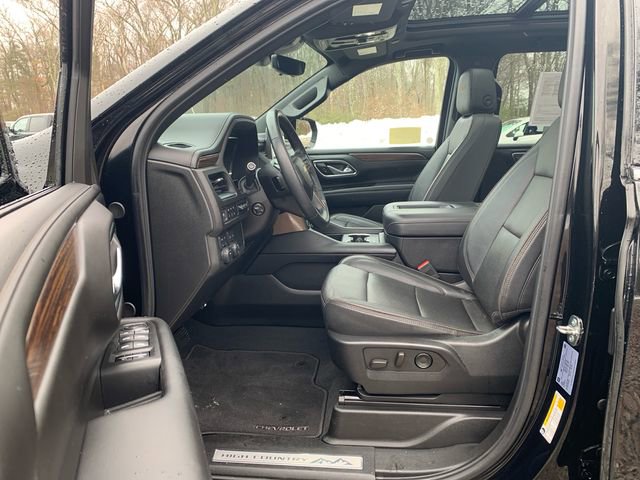 Certified 2024 Chevrolet Suburban High Country image 32