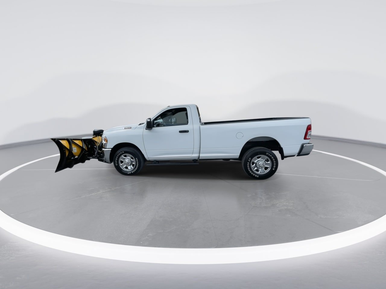 Used 2023 RAM 2500 Tradesman AWD/4WD image 11