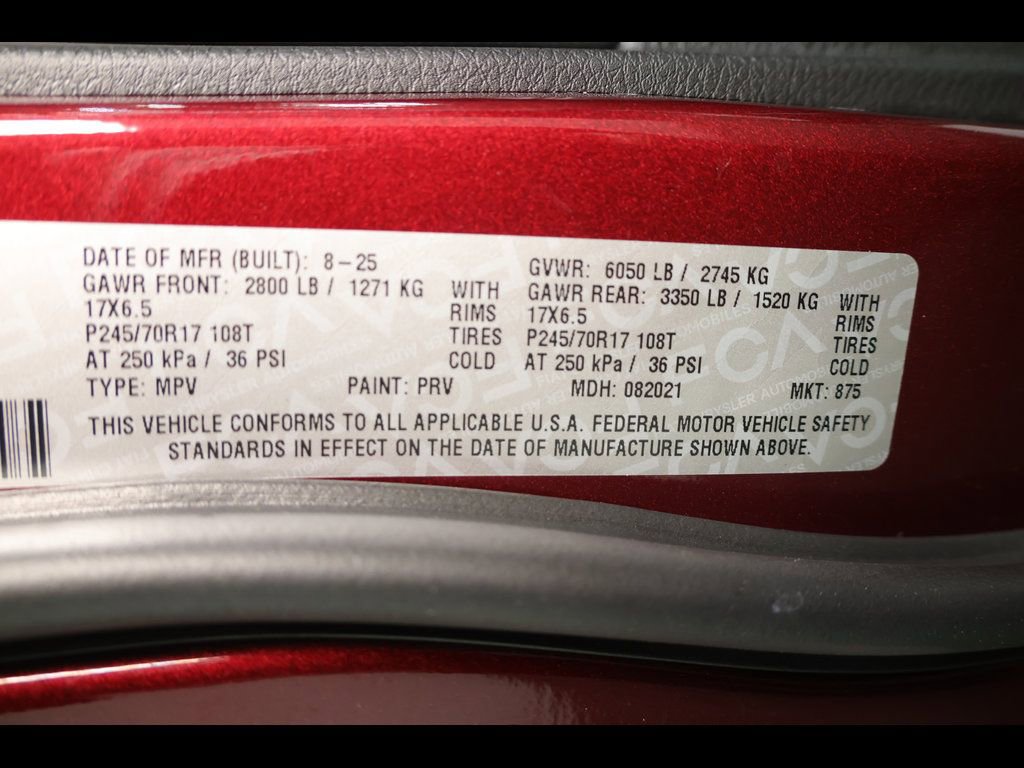 Used 2025 Jeep Grand Cherokee Laredo w/ Luxury Tech Group I image 29