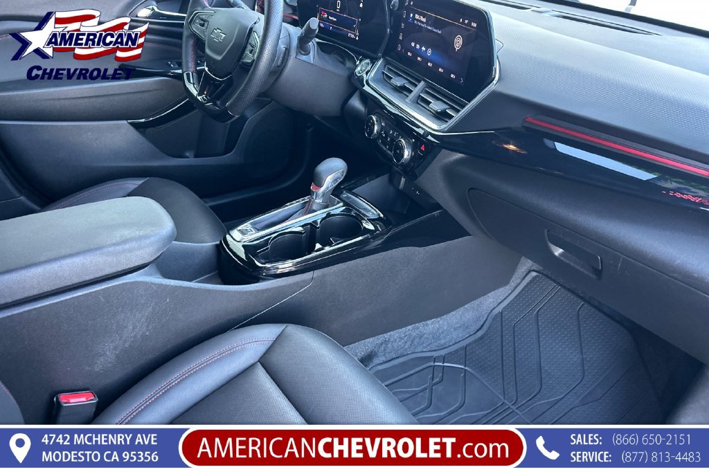 Used 2024 Chevrolet Trax RS w/ Driver Confidence Package FWD image 20