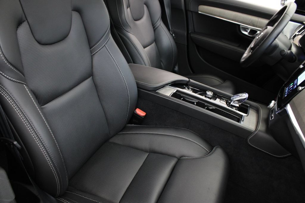 Used 2023 Volvo S90 B6 Ultimate w/ Protection Package Premier AWD/4WD image 26