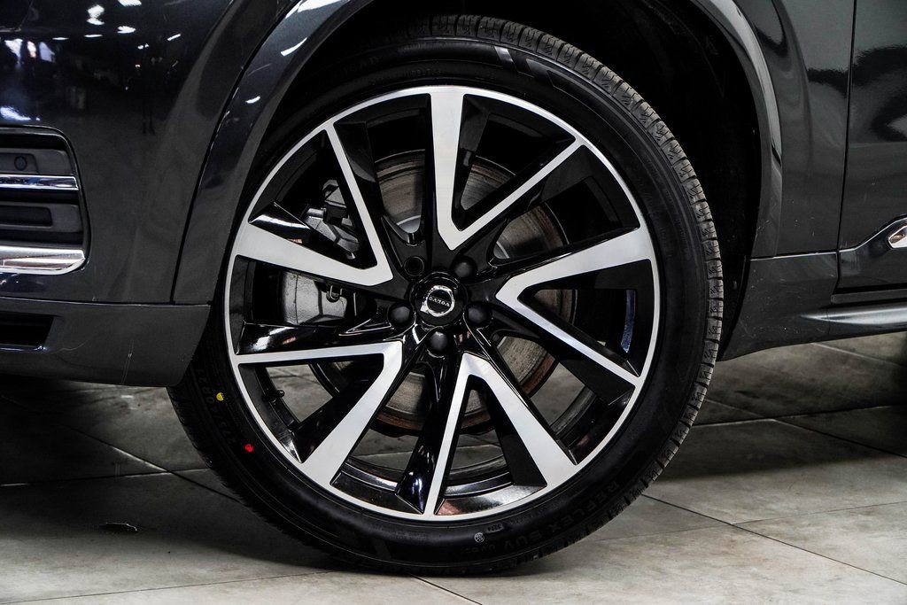 Used 2021 Volvo XC90 T8 Inscription Expression w/ Climate Package image 3