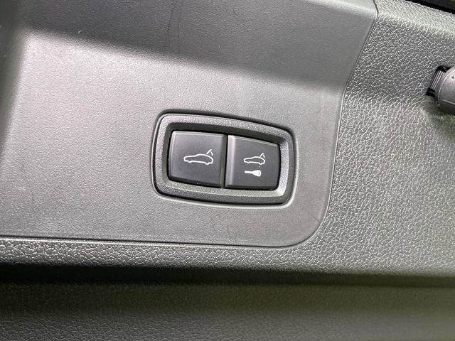 Certified 2023 Porsche Panamera 4 Platinum Edition image 21