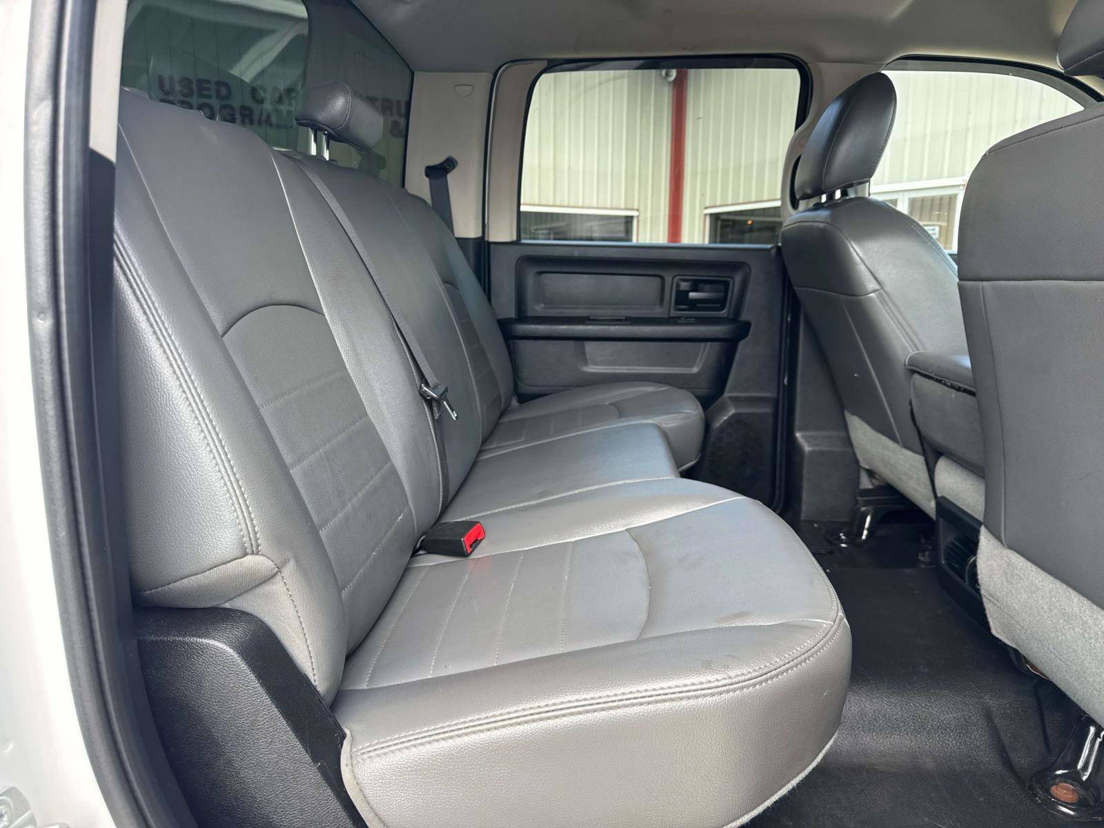 Used 2017 RAM 2500 Tradesman w/ Chrome Appearance Group image 9