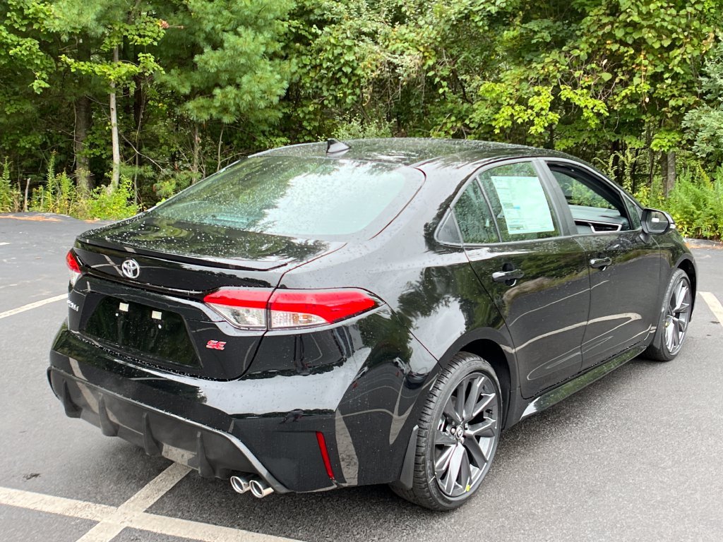 New 2026 Toyota Corolla SE FWD image 5