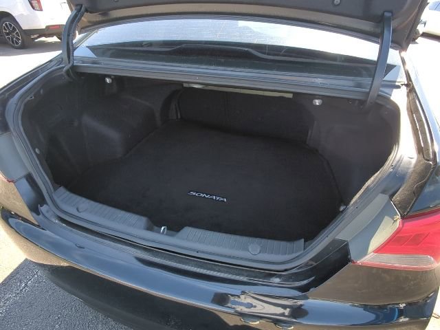 Used 2014 Hyundai Sonata Limited w/ Technology Package 05 FWD image 12