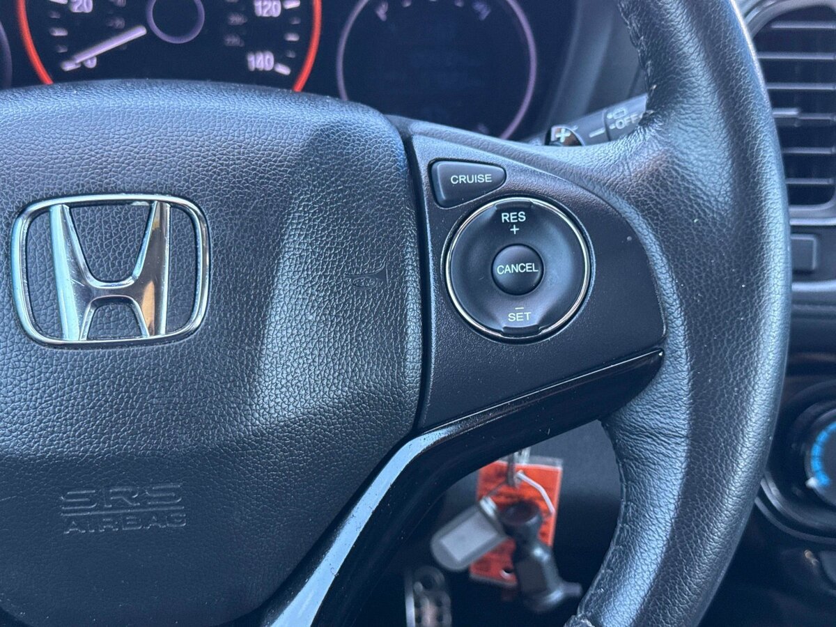 Used 2020 Honda HR-V Sport image 25