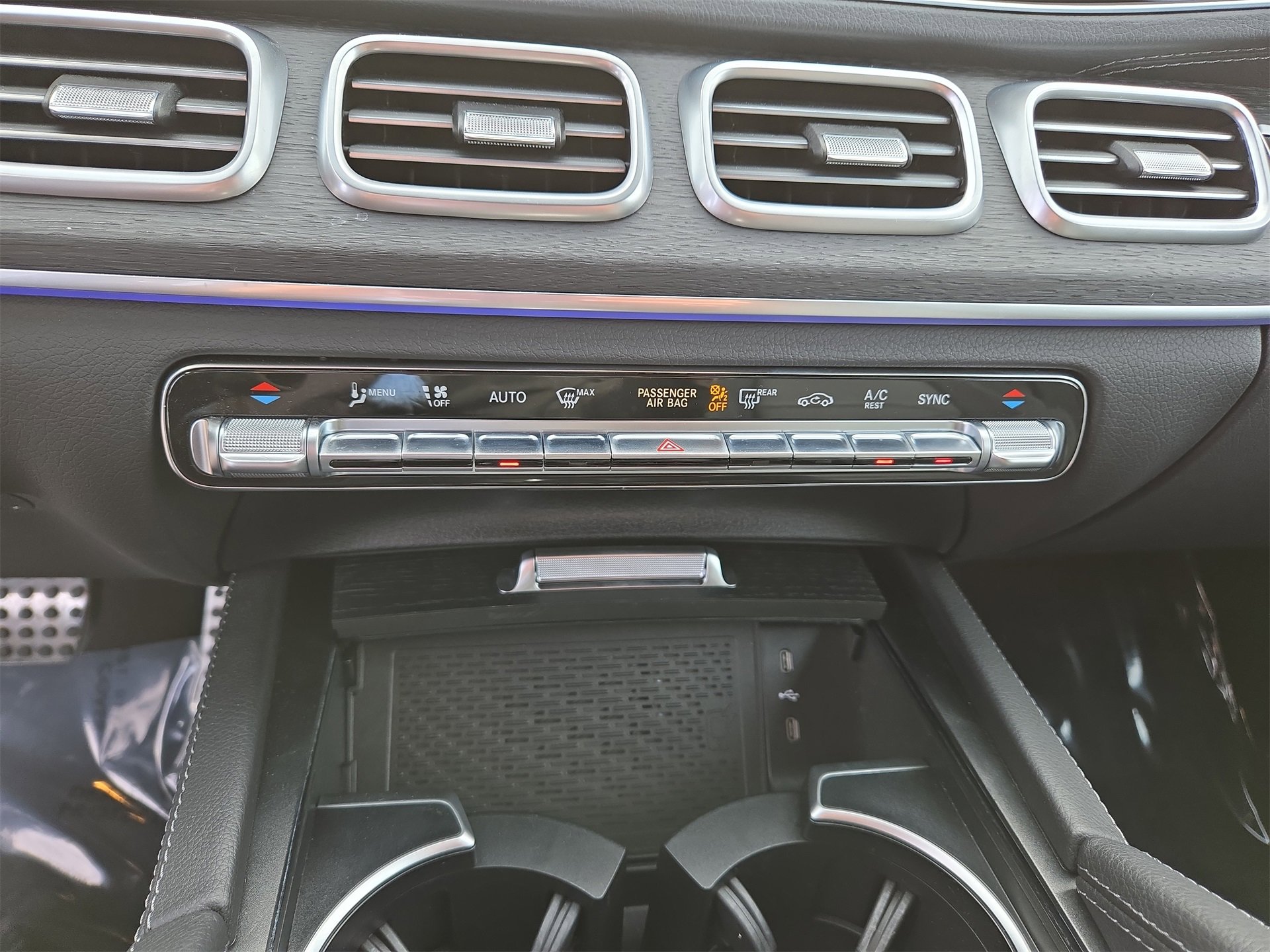 Certified 2025 Mercedes-Benz GLS 450 GLS 450 image 29