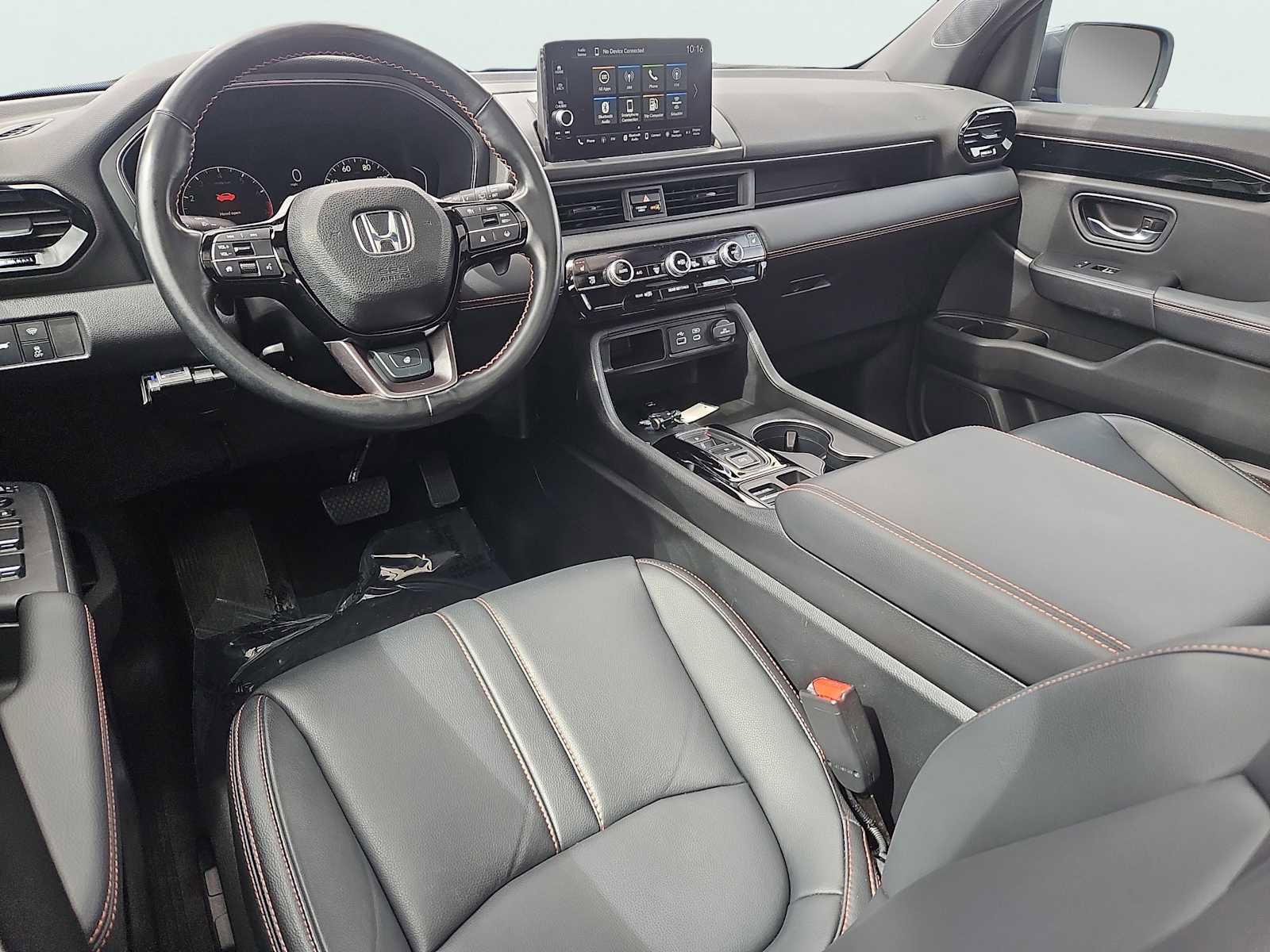 Used 2023 Honda Pilot TrailSport image 11